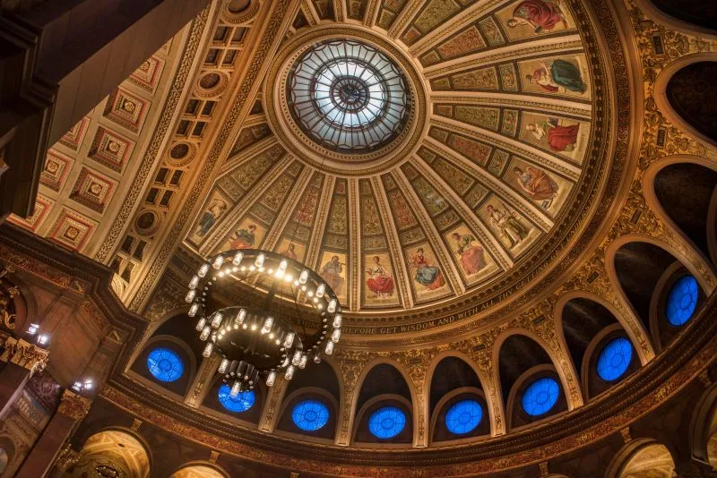 Ceiling in McEwan Hall.