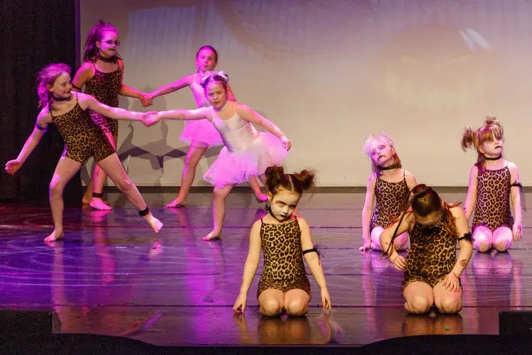 Fife Active Schools programme ballet. Staff volunteering.